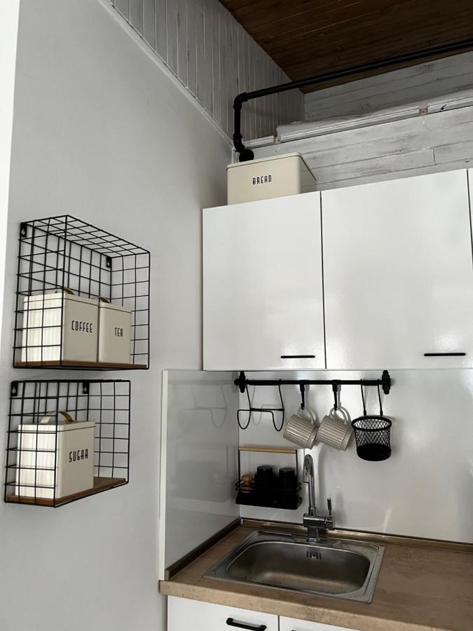 וארנה A&K Guest Studio מראה חיצוני תמונה